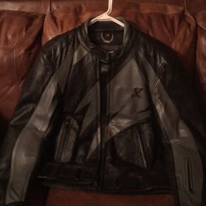 Men's leather motorcycle jacket size 42